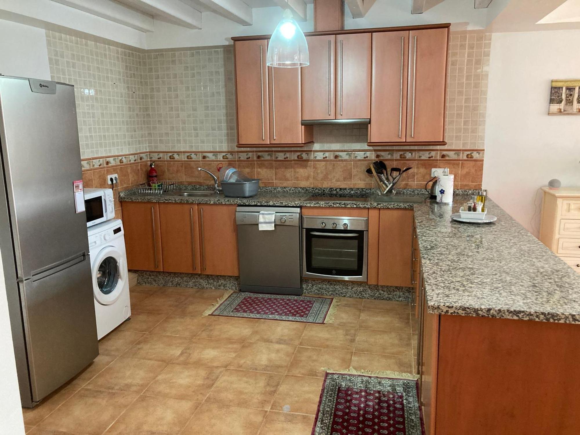 Garden View Apartment Коін Екстер'єр фото