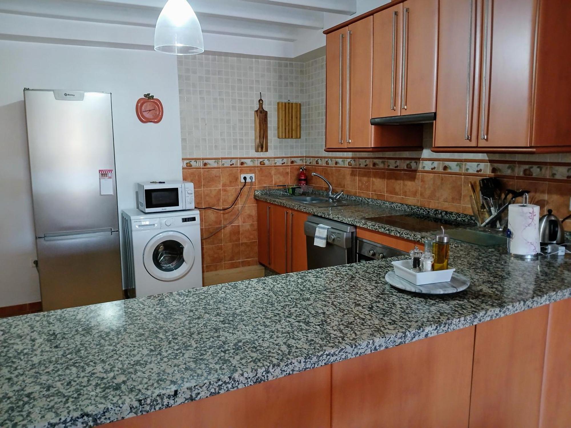Garden View Apartment Коін Екстер'єр фото