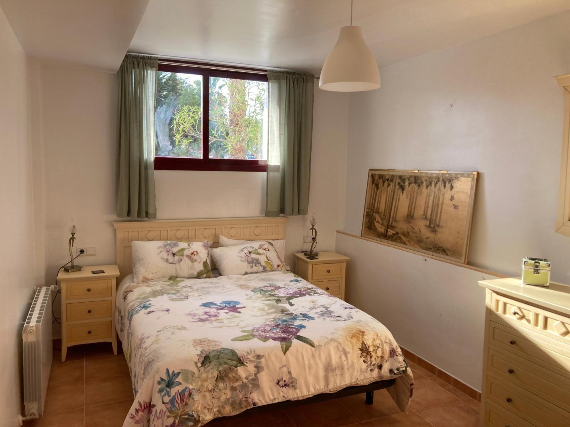 Garden View Apartment Коін Екстер'єр фото